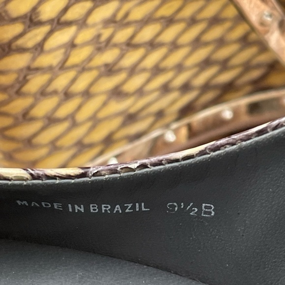 Snake Print Sexy Patent Peep Toe 4” Wedge Silver Trim & Stud Detail Size 9.5 - Picture 5 of 7